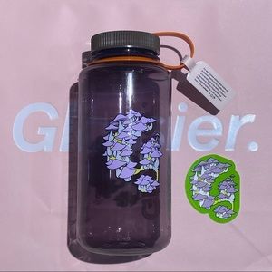 Glossier Seattle Water bottle & Sticker NWT